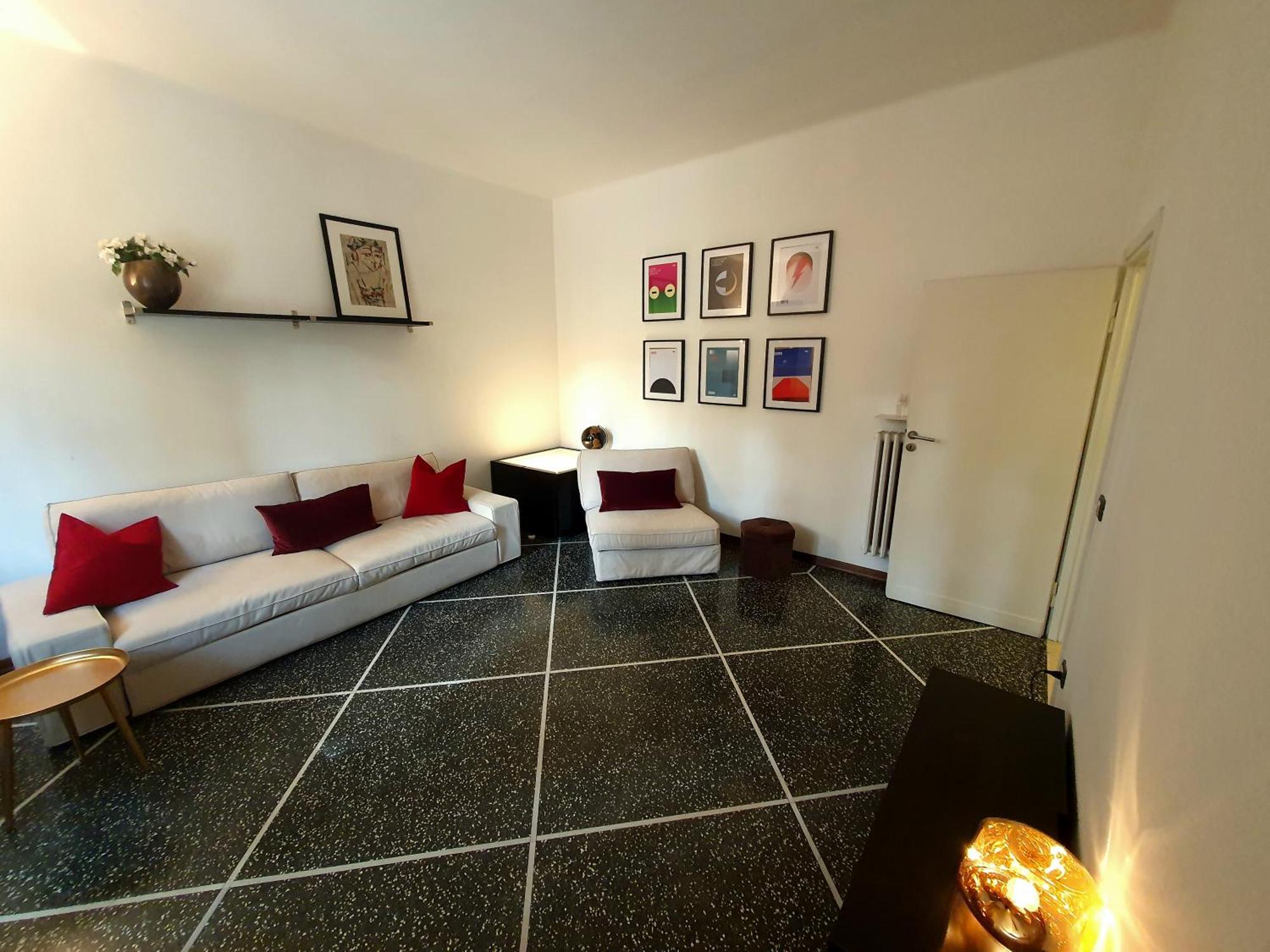 Spacious Three-Room Apartment In Saragozza โบโลญญา ภายนอก รูปภาพ